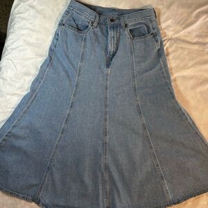 Levi’s Vintage Flare Maxi Size 29